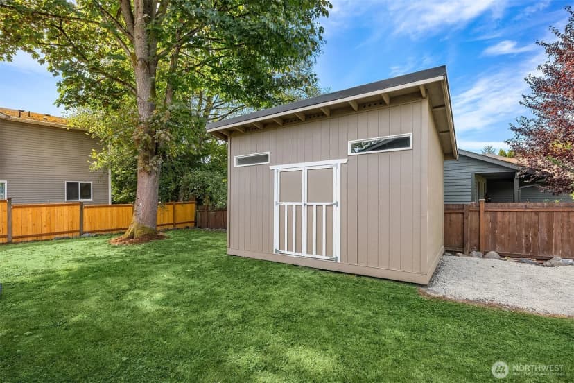Property photo for 1008 Logan Road, Lynnwood photo 25