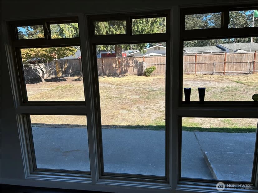 Property photo for 9015 Hipkins Road Sw, Lakewood photo 7