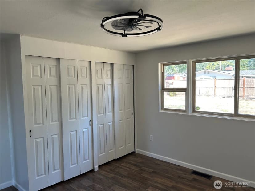 Property photo for 9015 Hipkins Road Sw, Lakewood photo 17