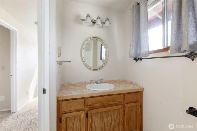 Property photo for 280 Nunan Loop #2, Oak Harbor photo 26