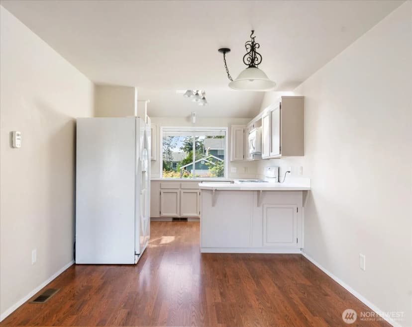 Property photo for 280 Nunan Loop #2, Oak Harbor photo 13