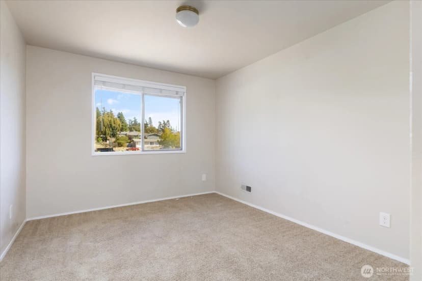 Property photo for 280 Nunan Loop #2, Oak Harbor photo 23