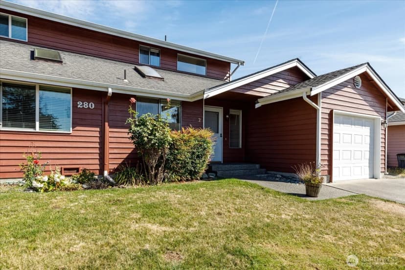 Property photo for 280 Nunan Loop #2, Oak Harbor photo 3