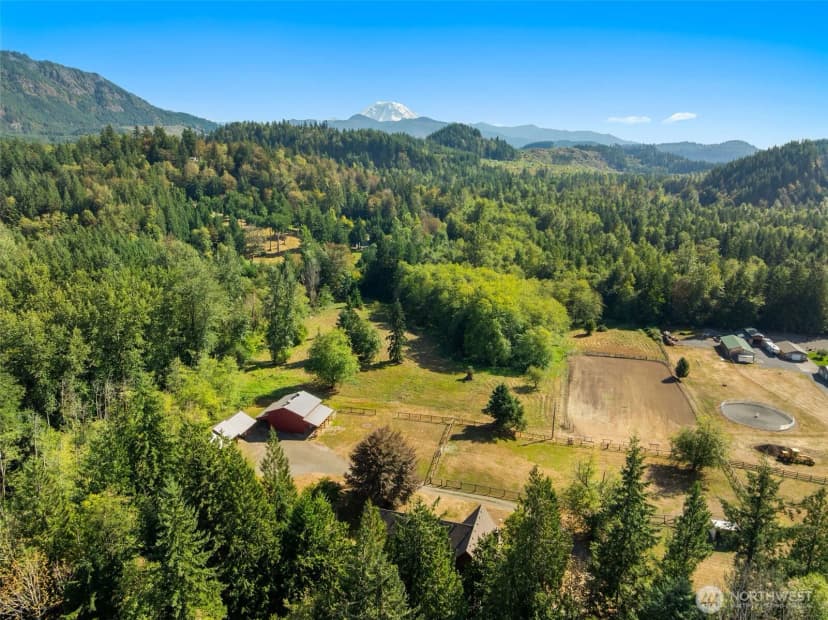 Property photo for 41328 305th Avenue Se, Enumclaw photo 6