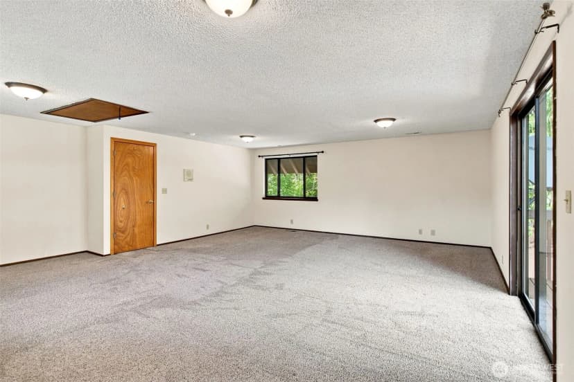 Property photo for 41328 305th Avenue Se, Enumclaw photo 34