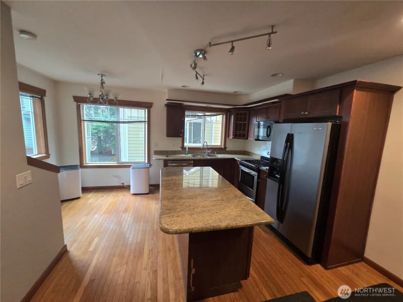Property photo for 6819 Weedin Place Ne, Seattle photo 2