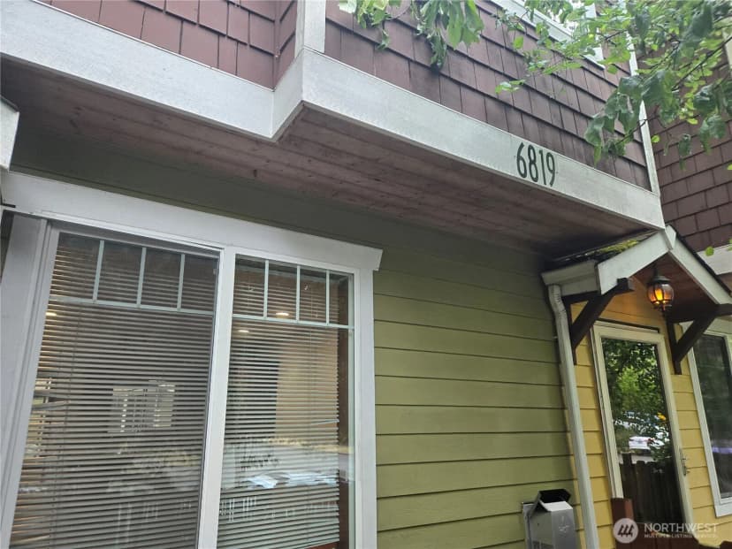 Property photo for 6819 Weedin Place Ne, Seattle