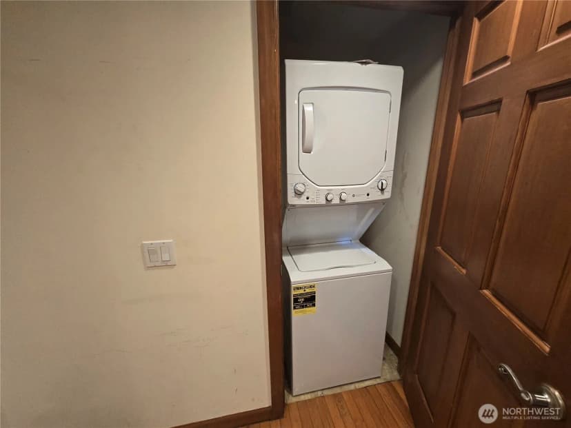Property photo for 6819 Weedin Place Ne, Seattle photo 14
