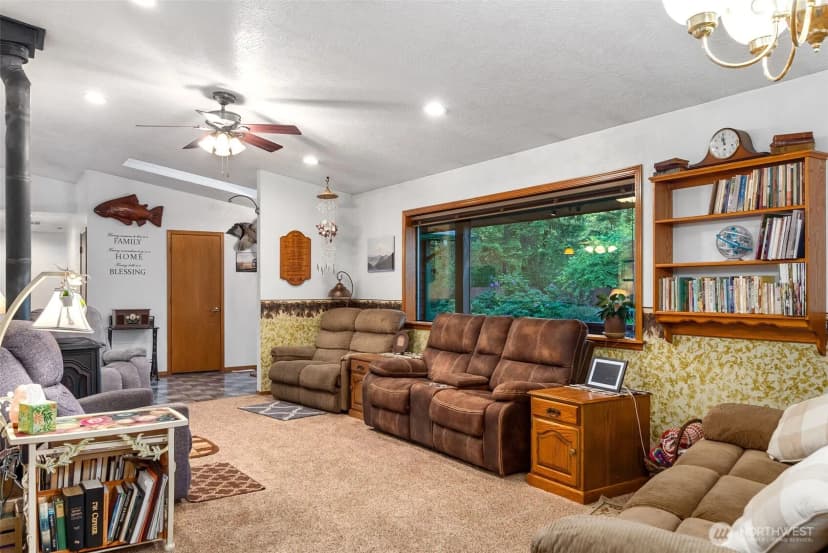 Property photo for 17104 Old Highway 99, Tenino photo 12