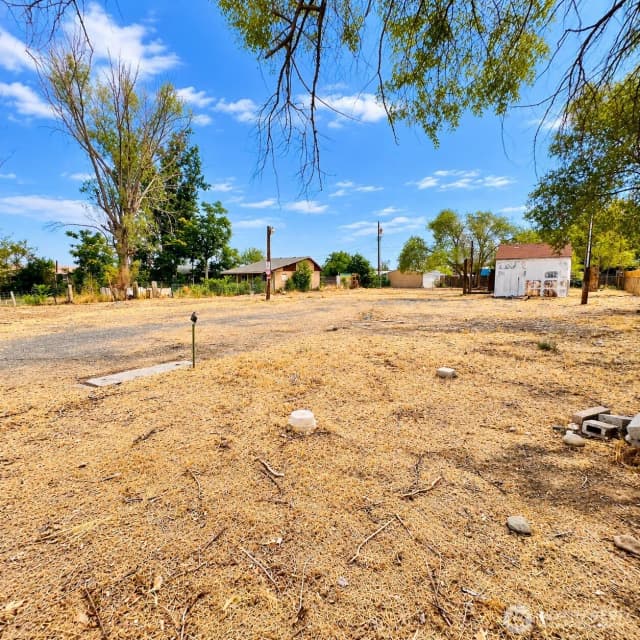 Property photo for 19155 Othello Pl, Soap Lake
