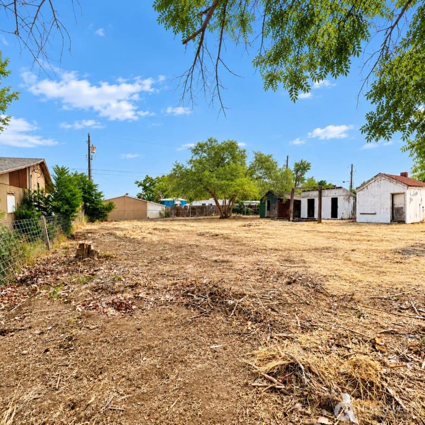 Property photo for 19155 Othello Pl, Soap Lake photo 3
