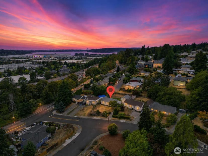 Property photo for 574 Bronson Way Ne, Renton photo 30