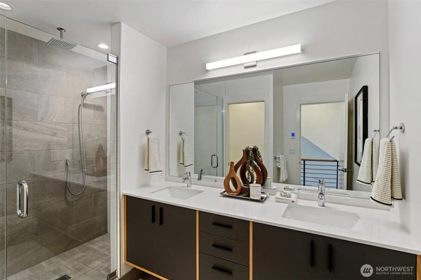 Property photo for 2314 Thorndyke Avenue W #b, Seattle photo 23