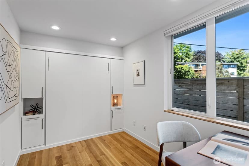 Property photo for 2314 Thorndyke Avenue W #b, Seattle photo 4