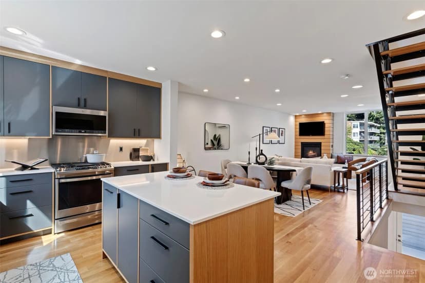Property photo for 2314 Thorndyke Avenue W #b, Seattle photo 12