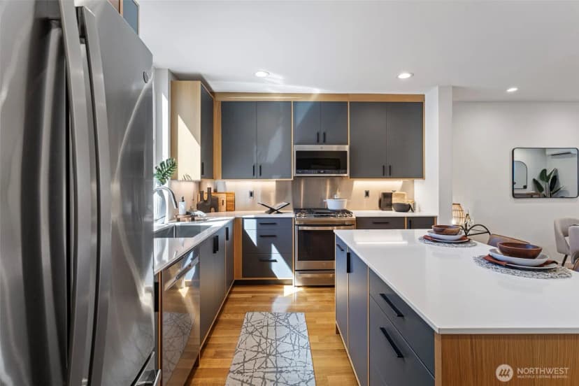 Property photo for 2314 Thorndyke Avenue W #b, Seattle photo 11