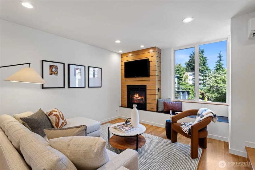 Property photo for 2314 Thorndyke Avenue W #b, Seattle photo 16