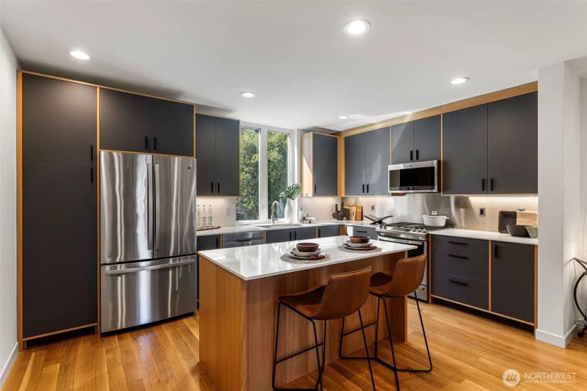 Property photo for 2314 Thorndyke Avenue W #b, Seattle photo 8