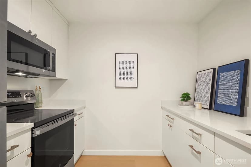 Property photo for 6214 40th Avenue Ne, Seattle photo 36