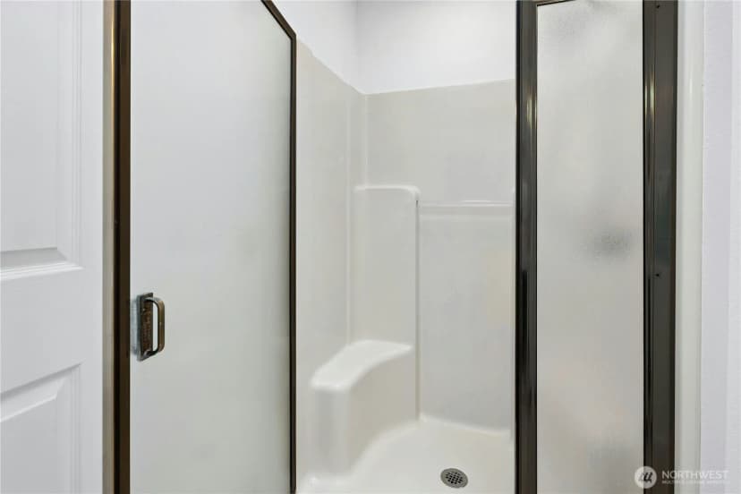 Property photo for 30637 1st Place Sw, Federal Way photo 17