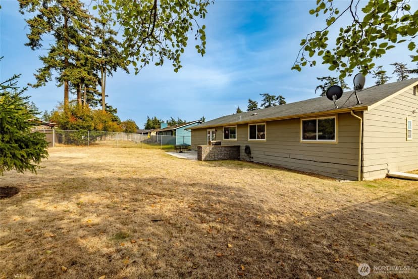 Property photo for 566 Nw 7th Avenue, Oak Harbor photo 29