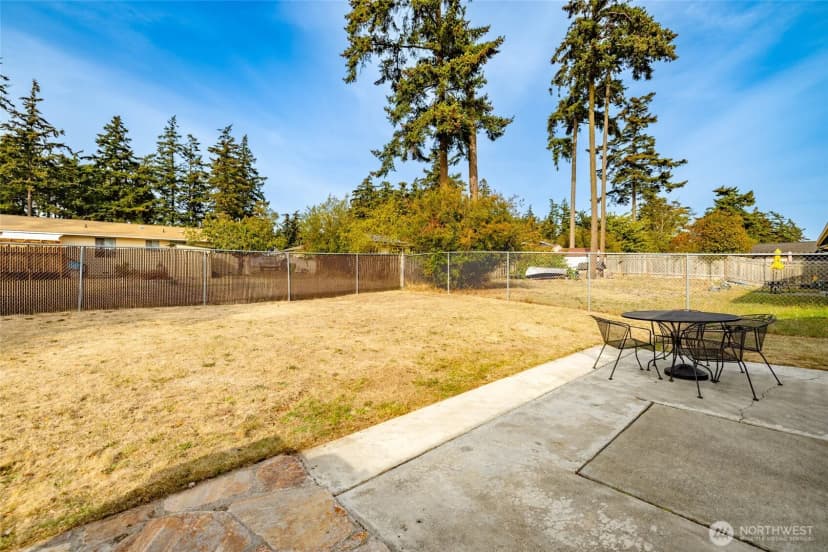 Property photo for 566 Nw 7th Avenue, Oak Harbor photo 28