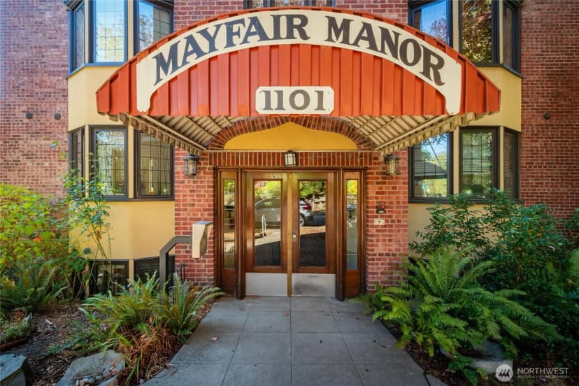 Property photo for 1101 17th Avenue #404, Seattle
