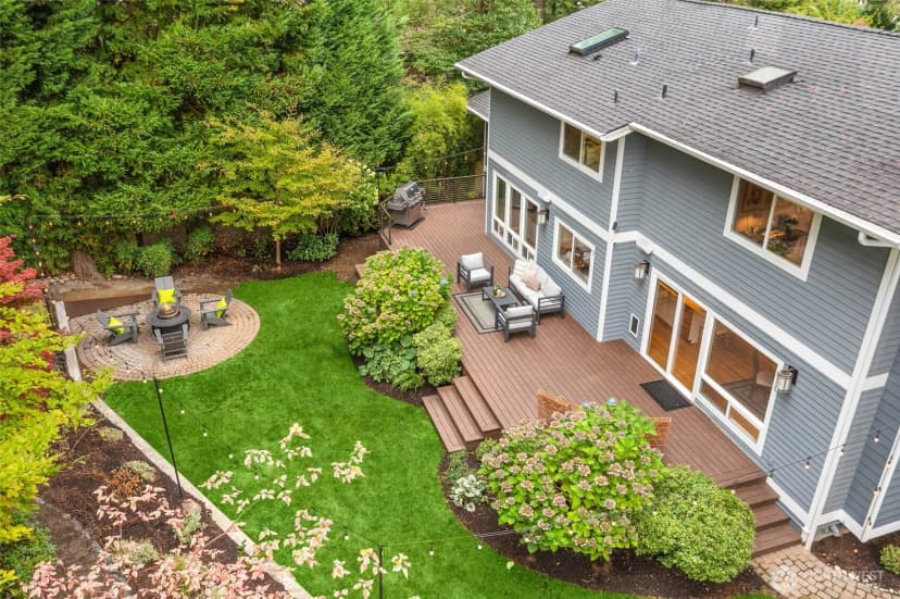 Property photo for 7803 89th Place Se, Mercer Island photo 3