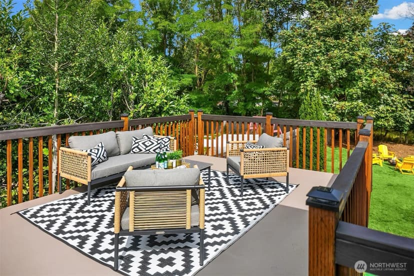Property photo for 648 Sw 142nd Street, Burien photo 13
