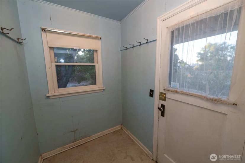 Property photo for 40 Nw B Street, College Place photo 9