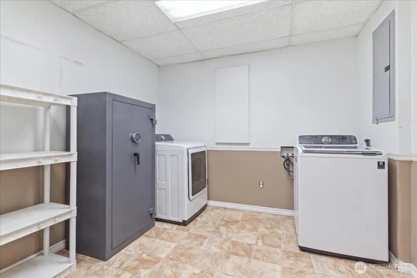 Property photo for 203 Ferry Street, Coulee Dam photo 28