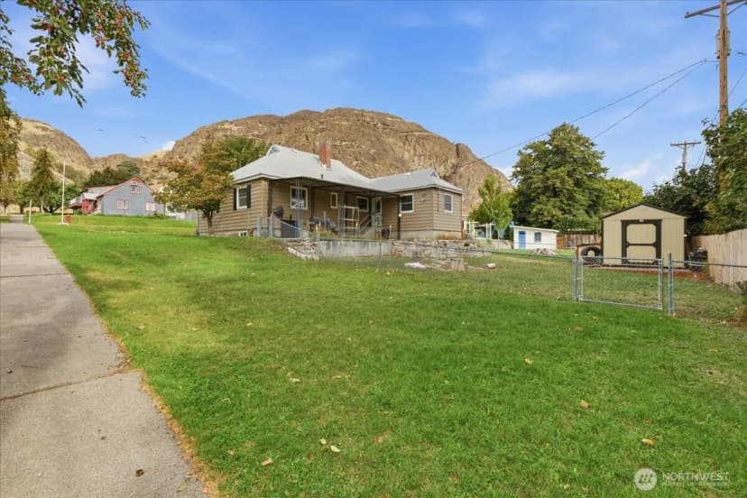 Property photo for 203 Ferry Street, Coulee Dam photo 38