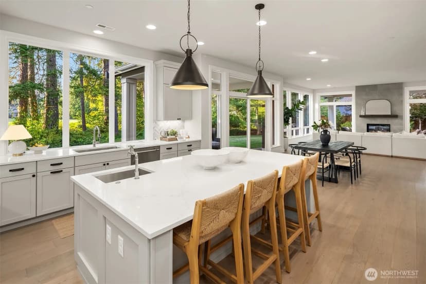 Property photo for 2025 211th Avenue Ne, Sammamish photo 14