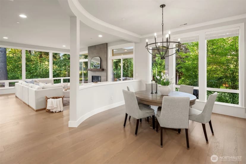 Property photo for 2025 211th Avenue Ne, Sammamish photo 6