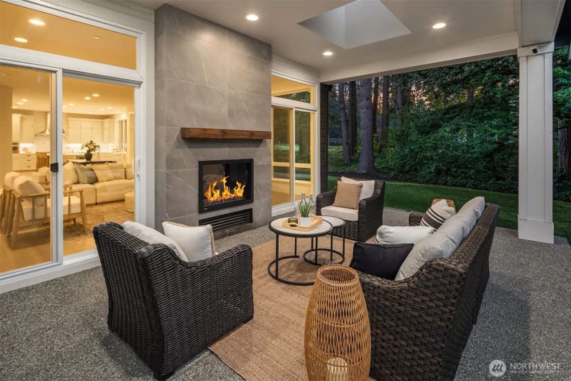 Property photo for 2025 211th Avenue Ne, Sammamish photo 18