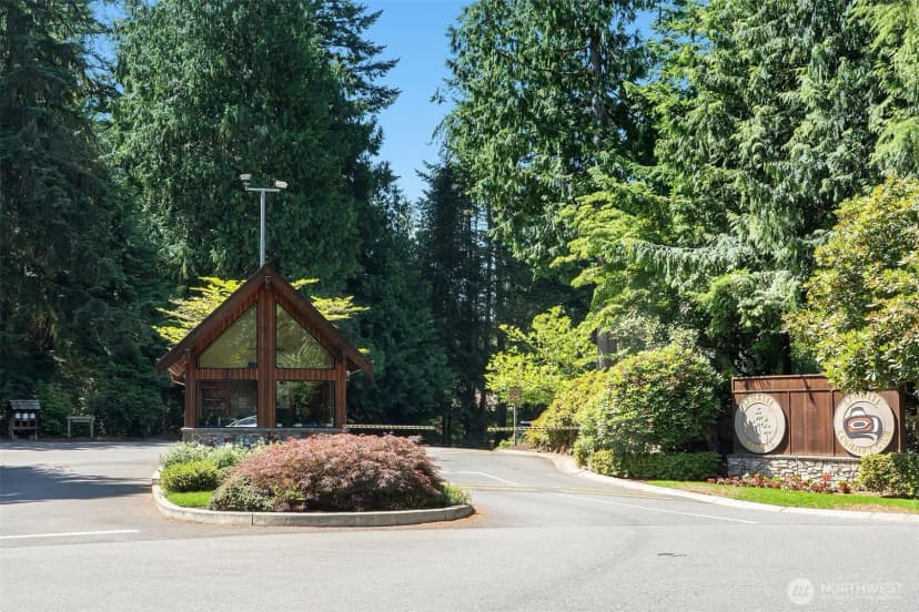 Property photo for 2025 211th Avenue Ne, Sammamish photo 39