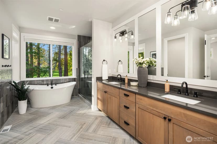 Property photo for 2025 211th Avenue Ne, Sammamish photo 24