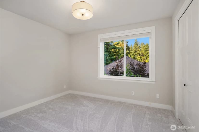 Property photo for 2025 211th Avenue Ne, Sammamish photo 33