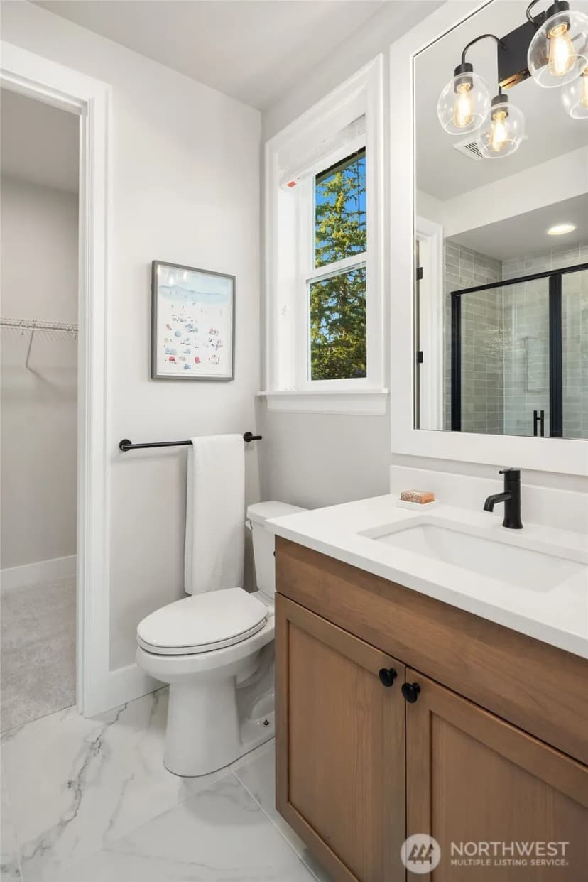 Property photo for 2025 211th Avenue Ne, Sammamish photo 32