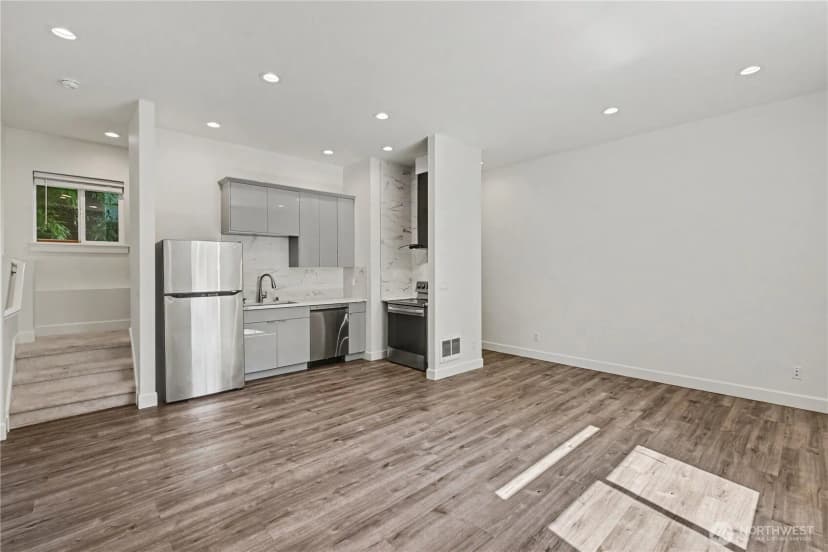 Property photo for 5426 31st Avenue S #a, Seattle photo 5