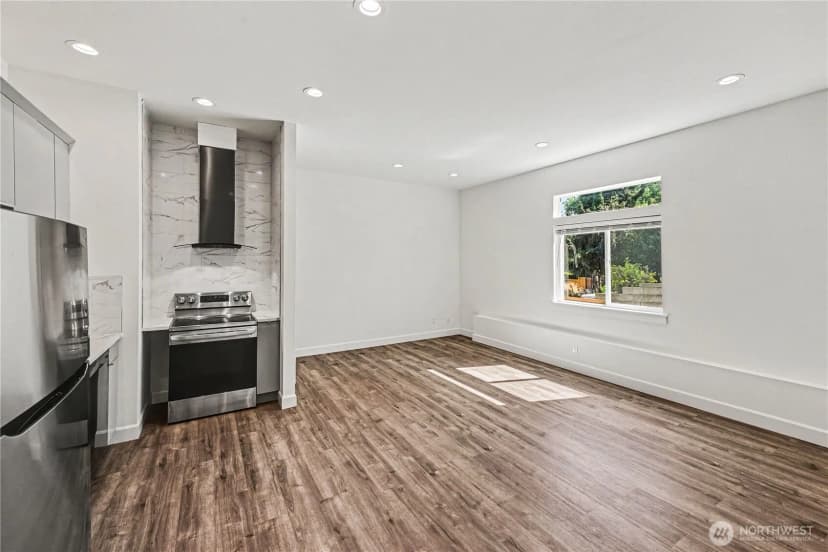 Property photo for 5426 31st Avenue S #a, Seattle photo 6