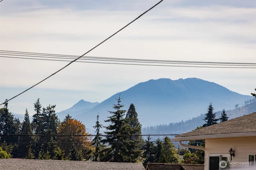 Property photo for 1616 E 7th Street, Port Angeles photo 31