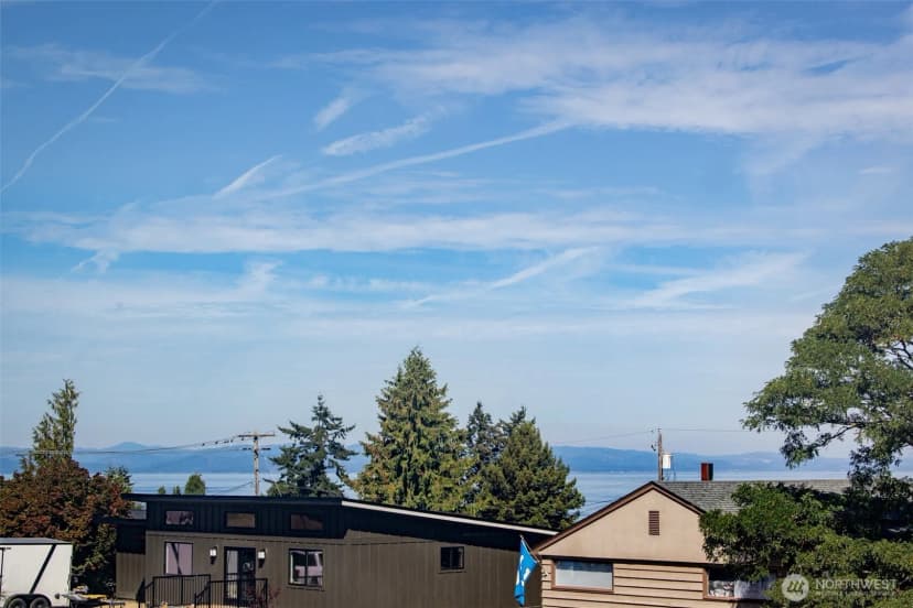 Property photo for 1616 E 7th Street, Port Angeles photo 9