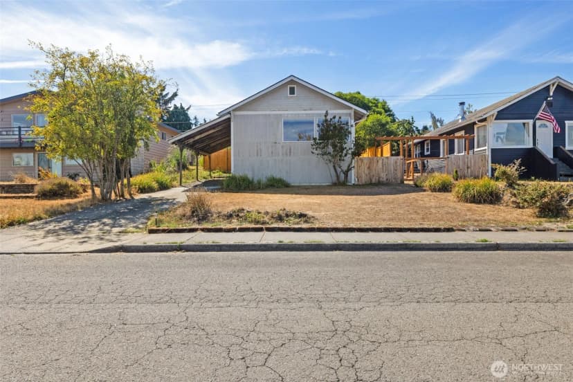 Property photo for 1616 E 7th Street, Port Angeles