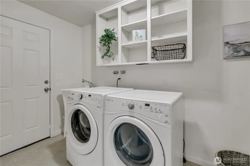 Property photo for 11404 Karshner Road E, Edgewood photo 21