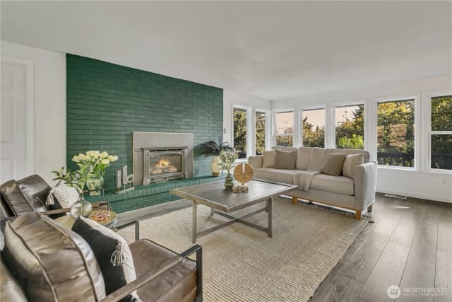 Property photo for 11404 Karshner Road E, Edgewood photo 4