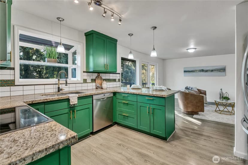 Property photo for 11404 Karshner Road E, Edgewood photo 8