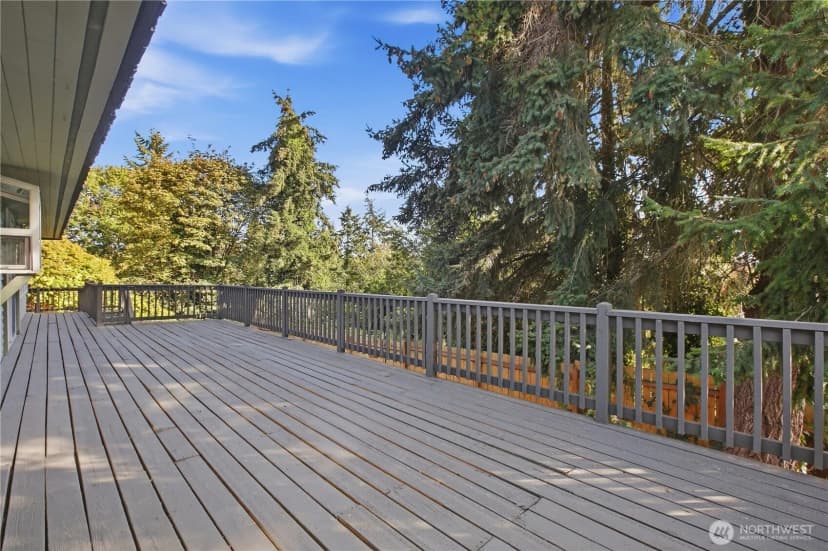 Property photo for 11404 Karshner Road E, Edgewood photo 30