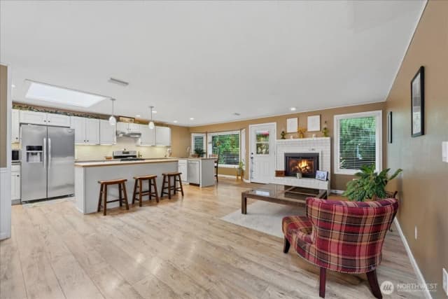 Property photo for 11825 Meridian Place Se, Lake Stevens photo 5