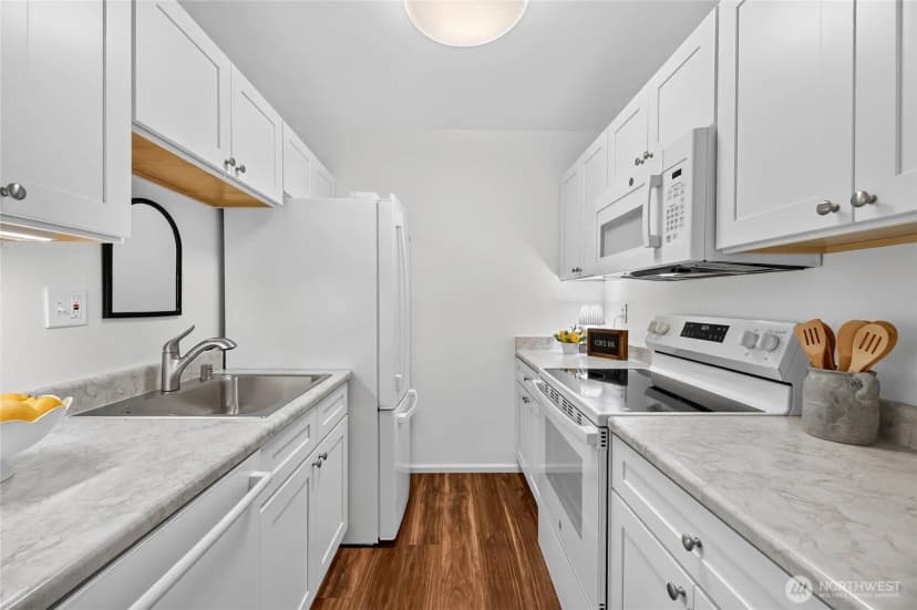 Property photo for 8835 166th Avenue Ne #d-102, Redmond photo 14